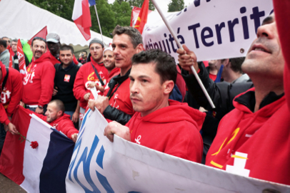 Left Front rally - Place de Stalingrad - Paris