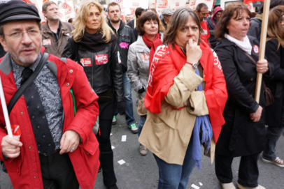 Left Front demonstration - From Place de la Nation to Bastille - Paris