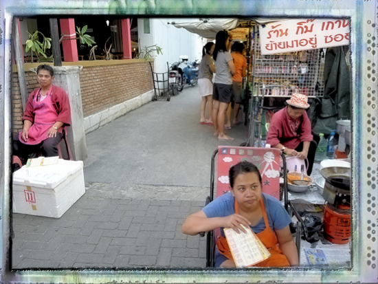 Thailand - Chiang Mai - Sunday Walking Street